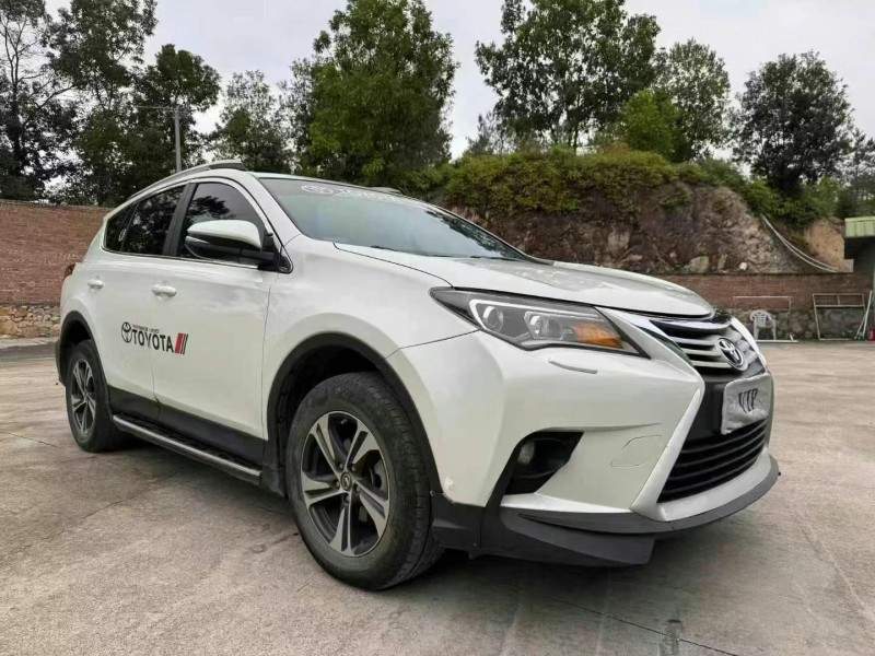佛山15年丰田RAV4荣放2