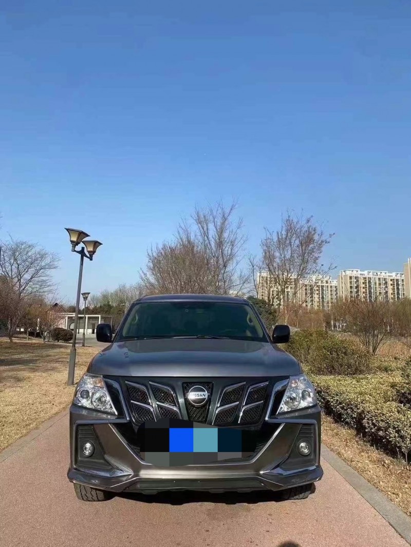 济宁19年日产途乐1