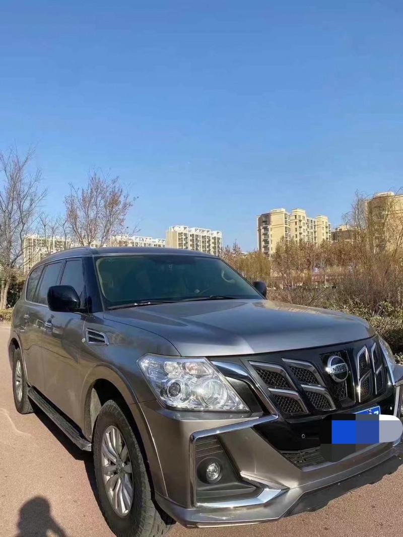 济宁19年日产途乐3