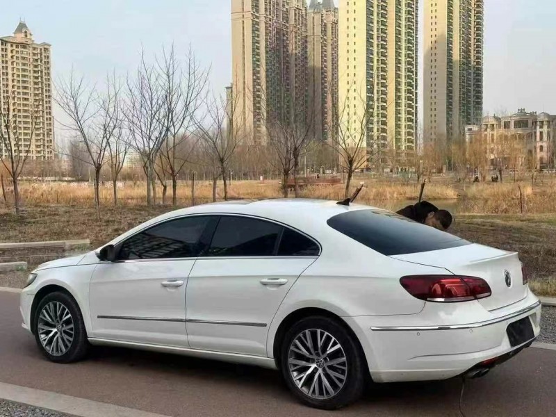 泰安16年大眾CC7