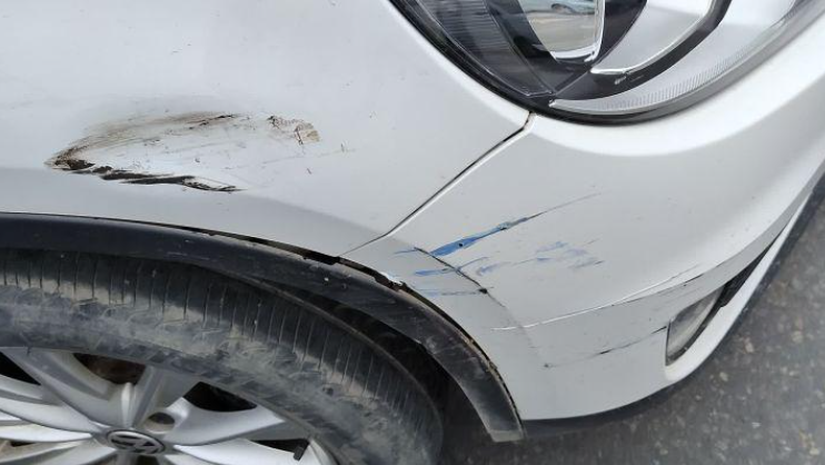 抵押車停路邊被刮擦怎么處理