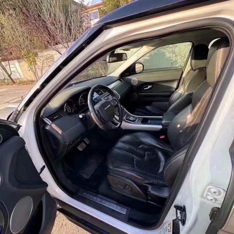 泰安14年路虎极光5