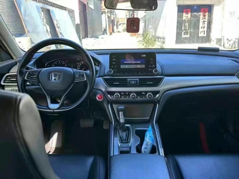 济宁21年本田雅阁7