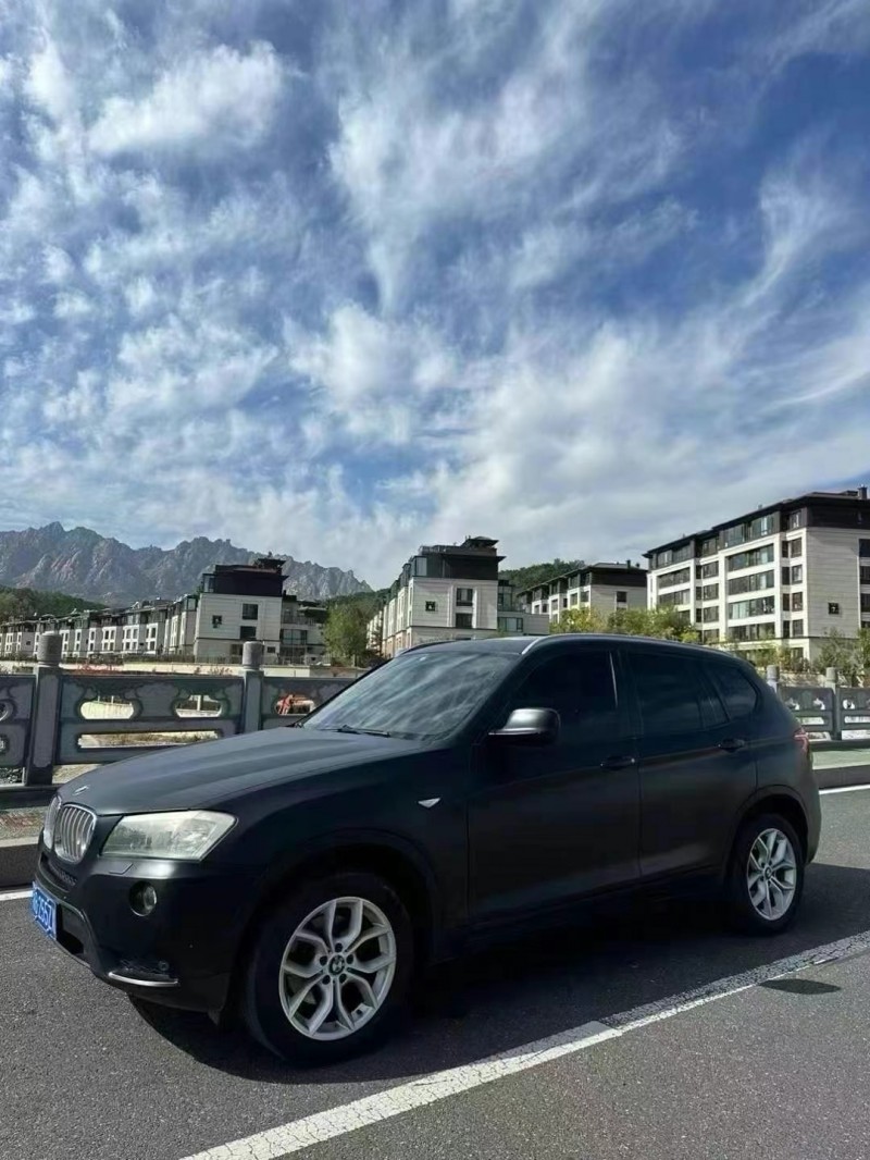 泰安13年寶馬X33