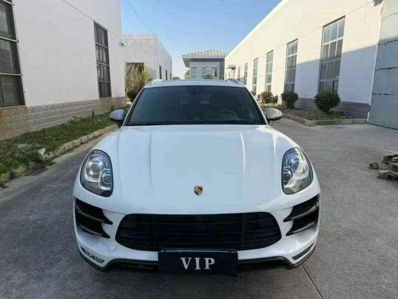 盐城17年保时捷Macan1