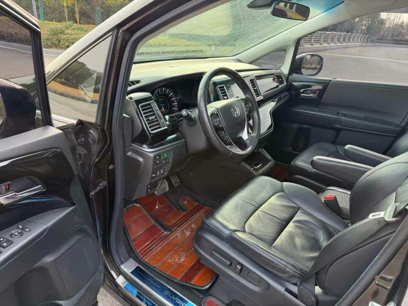 盐城19年本田艾力绅4