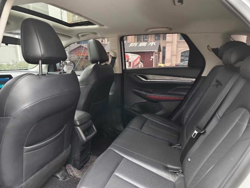 襄陽20年長安汽車CS559