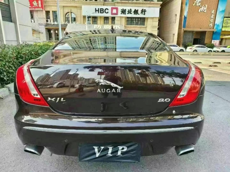 襄陽13年捷豹XJL6