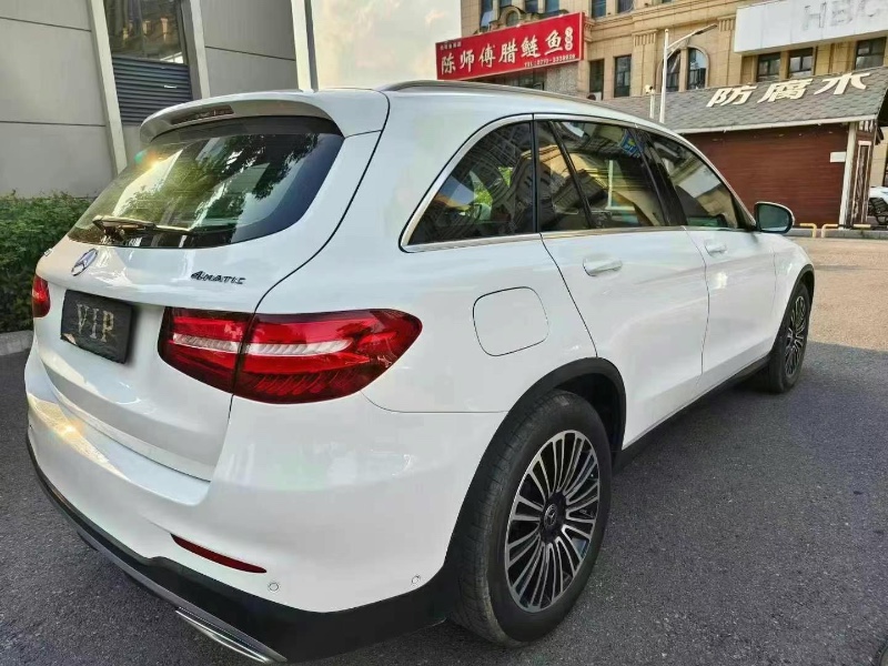 襄陽18年奔馳GLC5