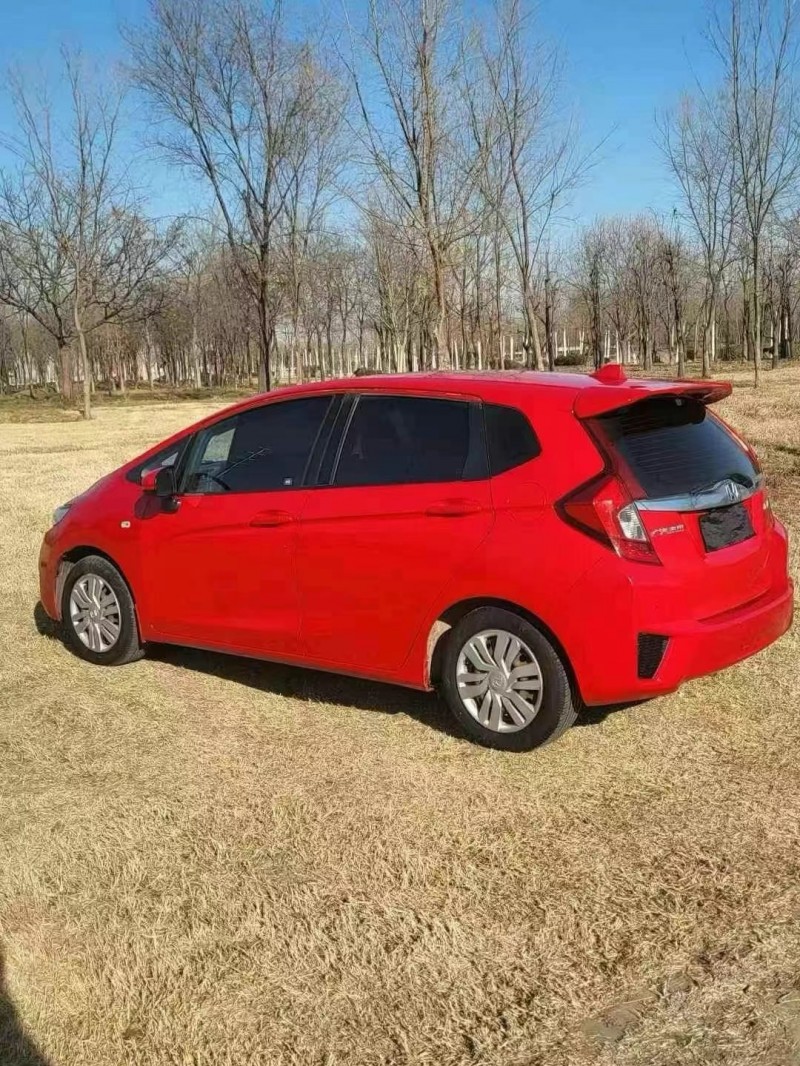 济宁14年本田飞度4