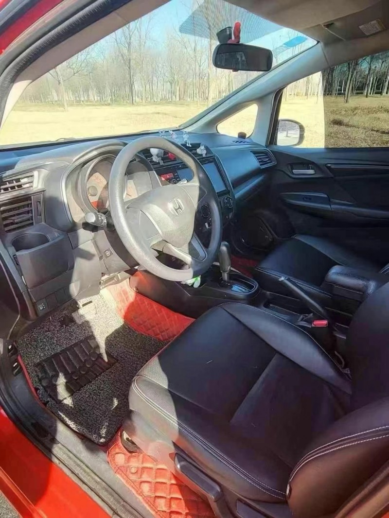 济宁14年本田飞度6