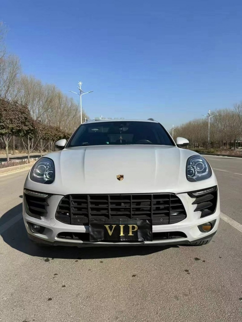 枣庄17年保时捷Macan1