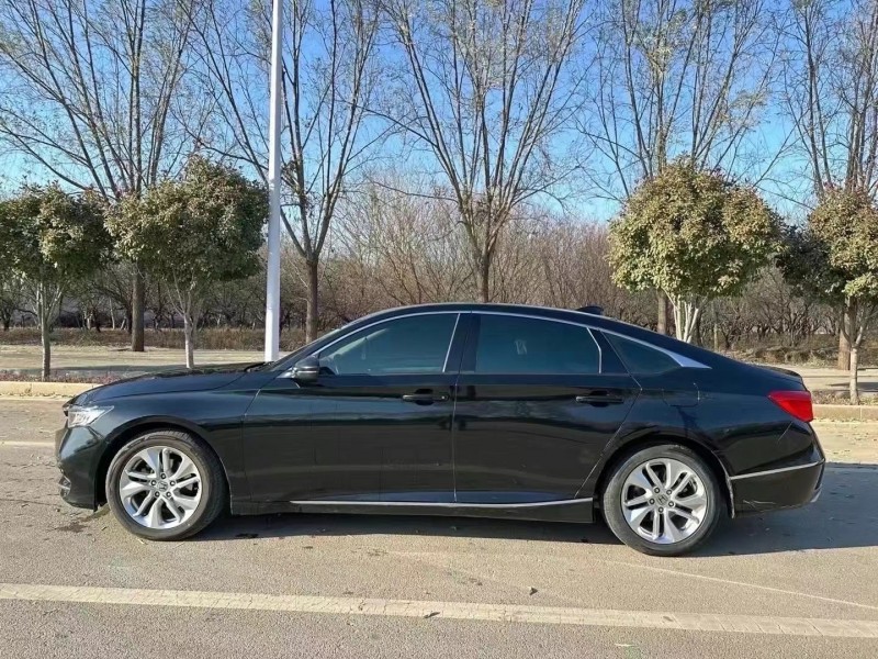 枣庄18年本田雅阁7