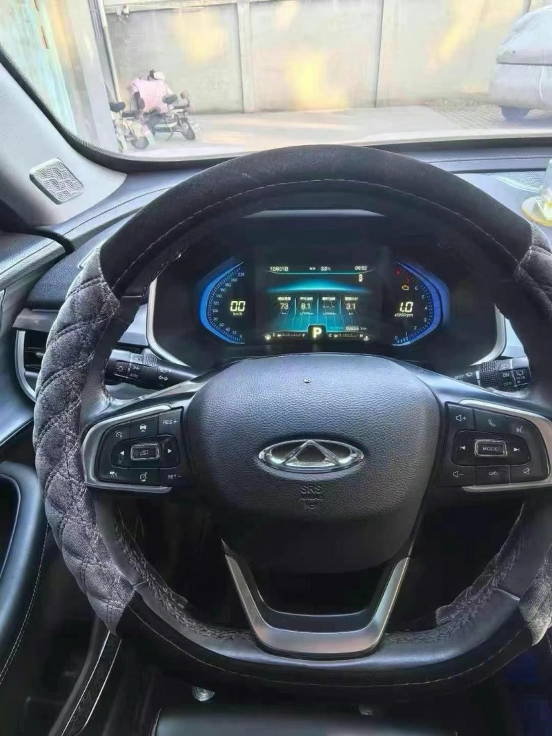 保定21年奇瑞瑞虎8