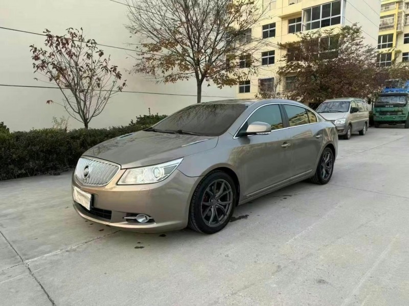 徐州11年别克君越2