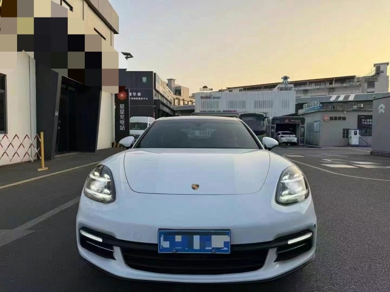 广州20年保时捷帕拉梅拉1