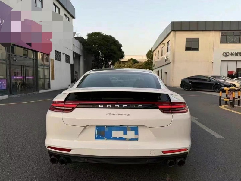 广州20年保时捷帕拉梅拉9