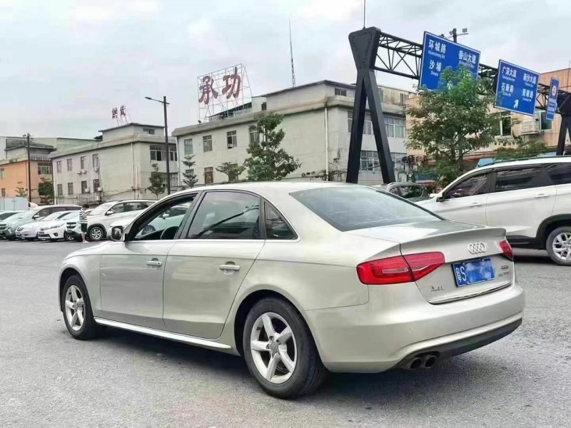 广州15年奥迪A4L5
