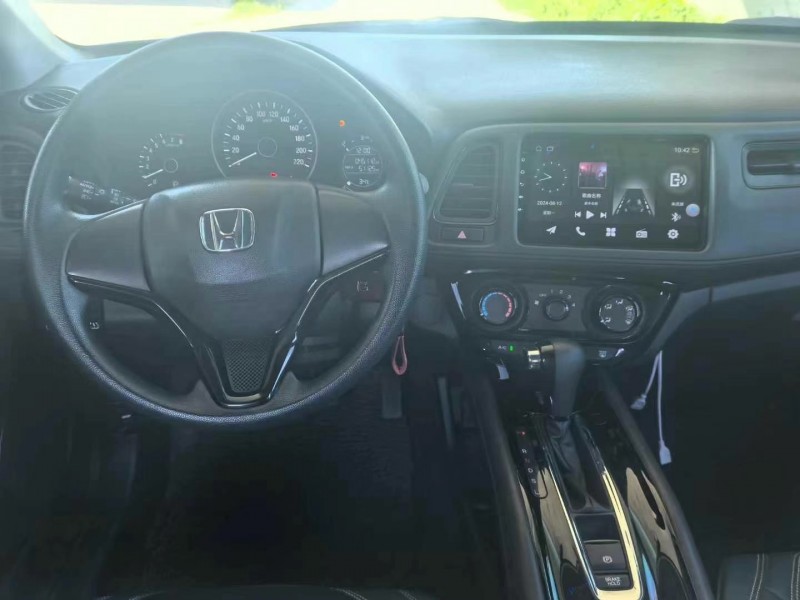 保定21年本田缤智7