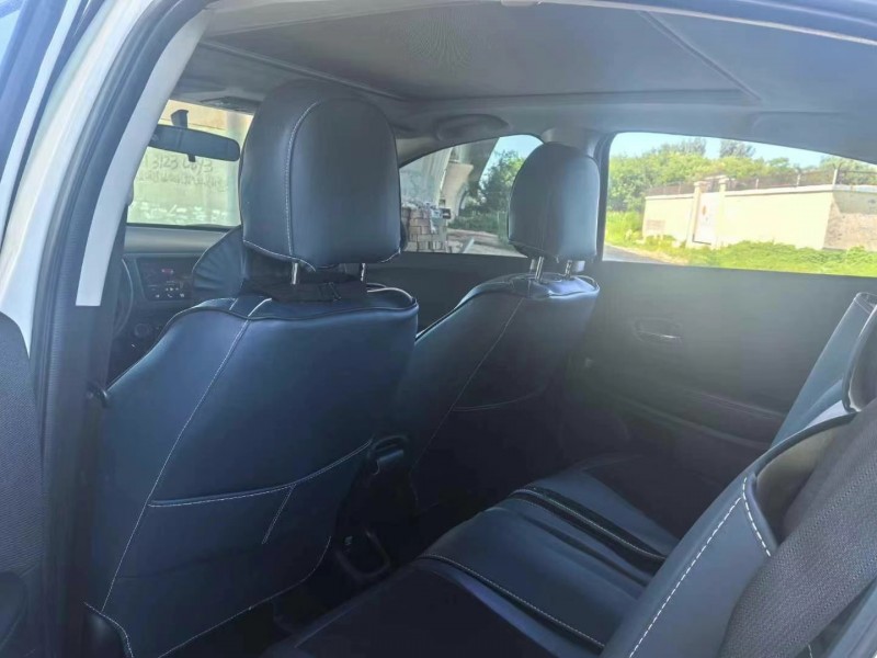 保定21年本田缤智8