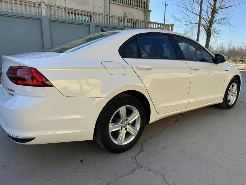 保定20年大众凌渡8