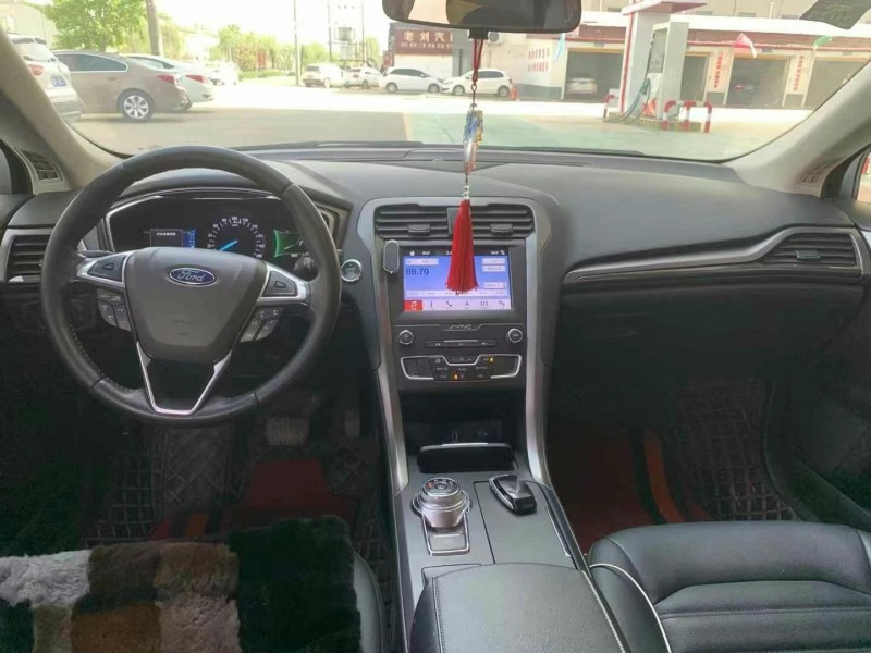 保定20年福特蒙迪欧9