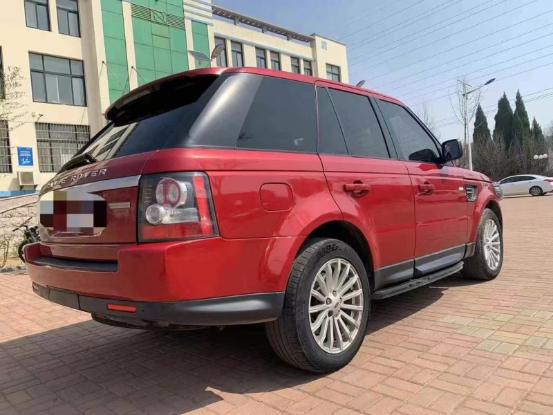 青岛12年路虎揽胜运动8