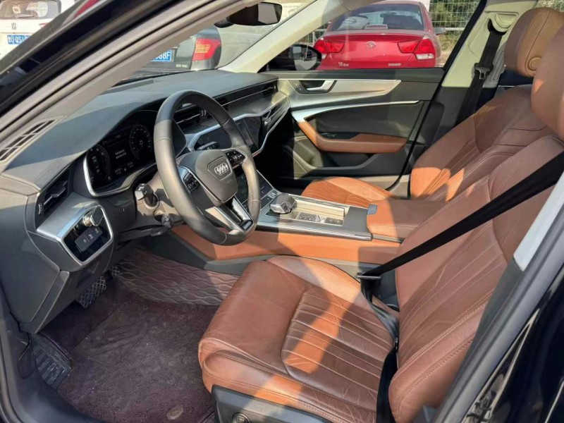 济宁21年奥迪A6L4