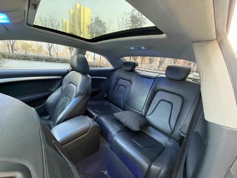 济宁15年奥迪A54