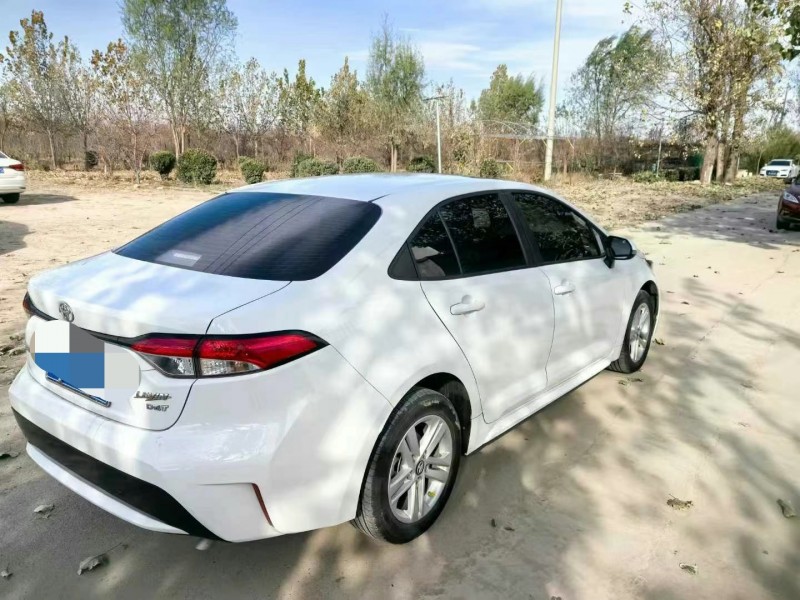 保定22年丰田雷凌6