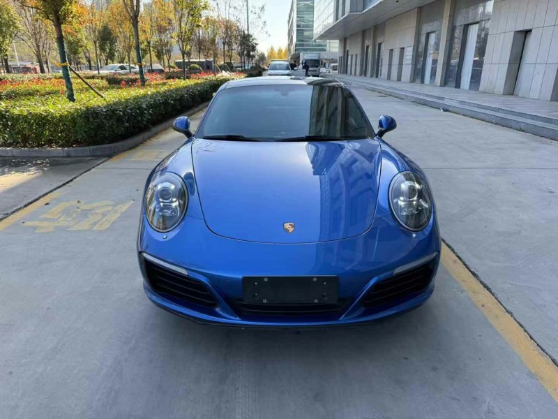济宁17年保时捷9111