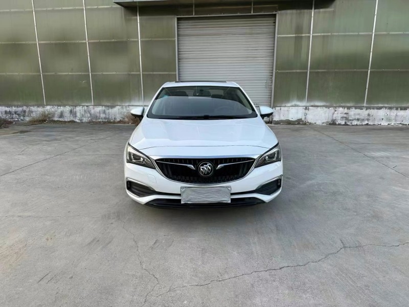 徐州18年别克威朗1