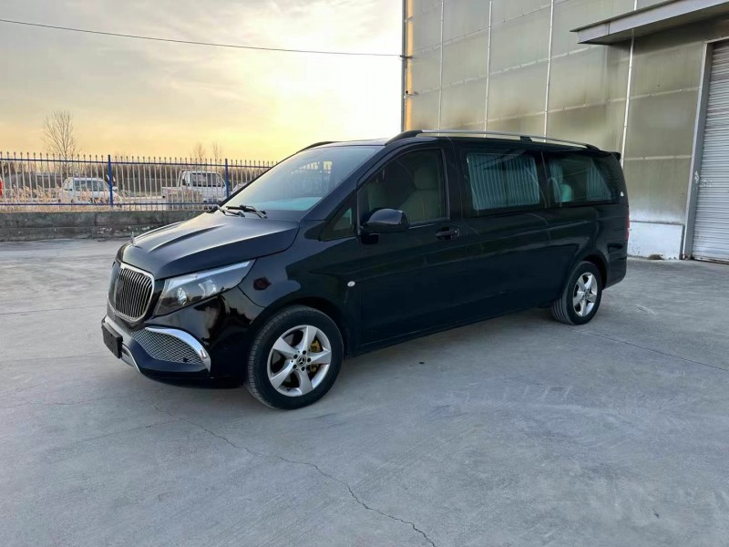 徐州19年奔驰威霆3