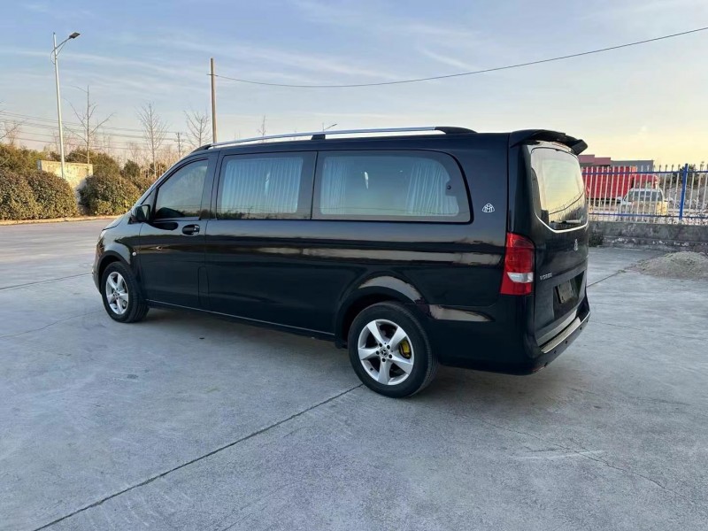 徐州19年奔驰威霆8