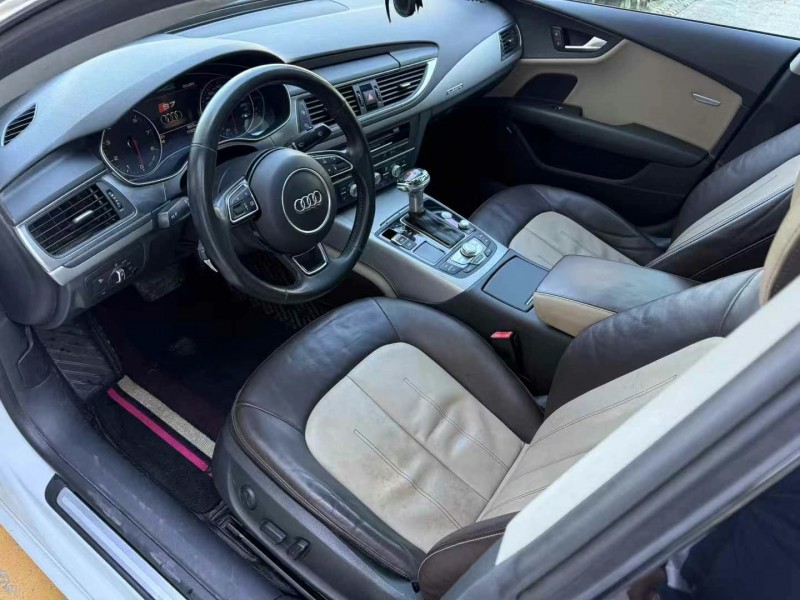 济宁15年奥迪A7L5