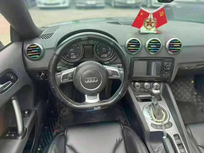 广州13年奥迪TT8