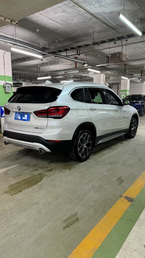 成都20年寶馬X15