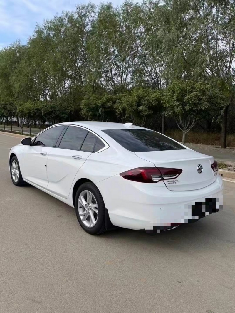 枣庄22年别克君威8