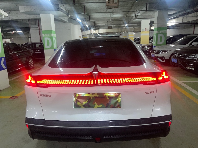 成都24年长安汽车深蓝8