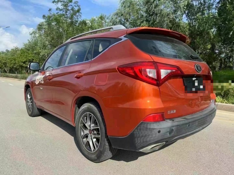 枣庄18年比亚迪宋8