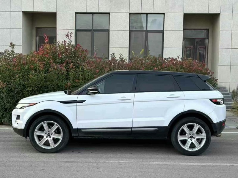 济宁13年路虎极光3