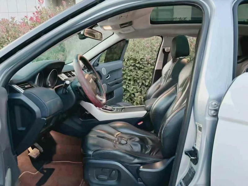 济宁13年路虎极光5