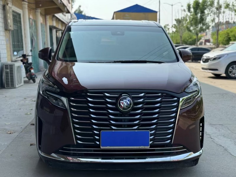 济宁23年别克GL81