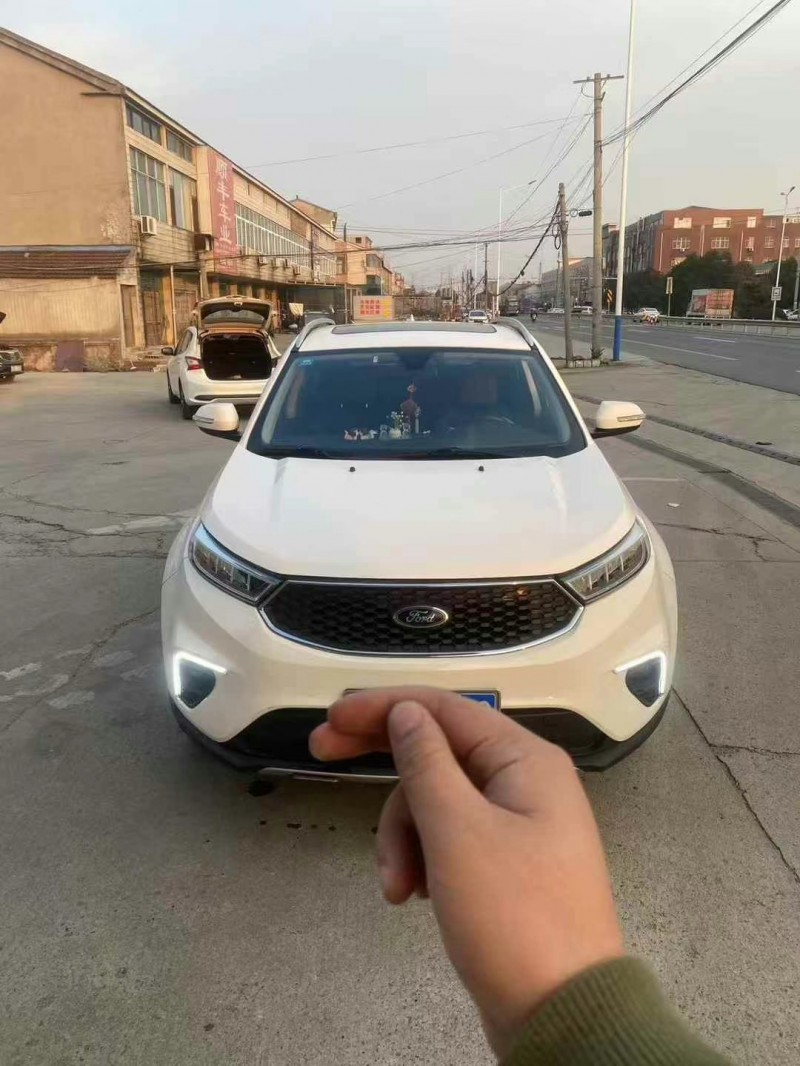 盐城20年福特领界1