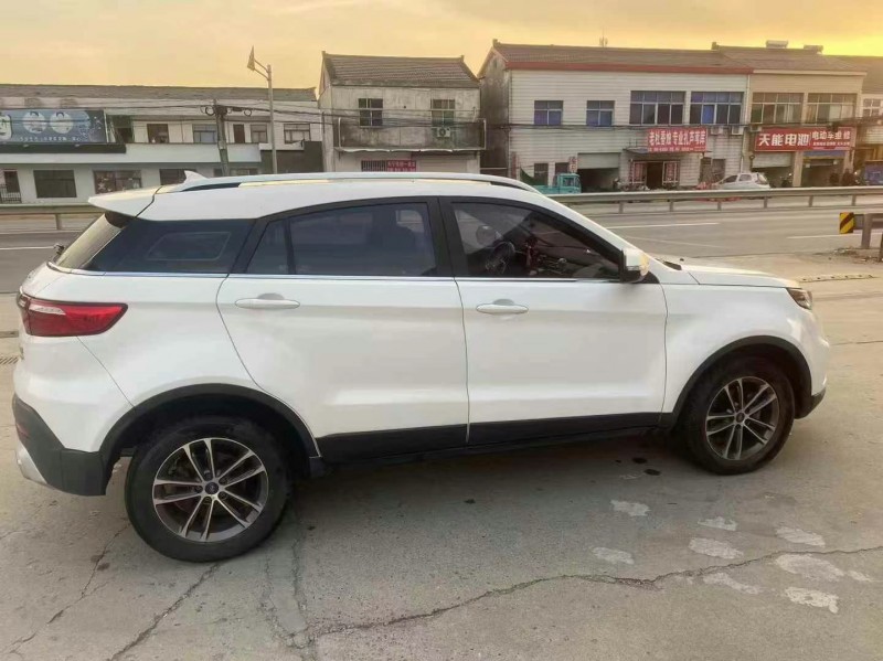 盐城20年福特领界4