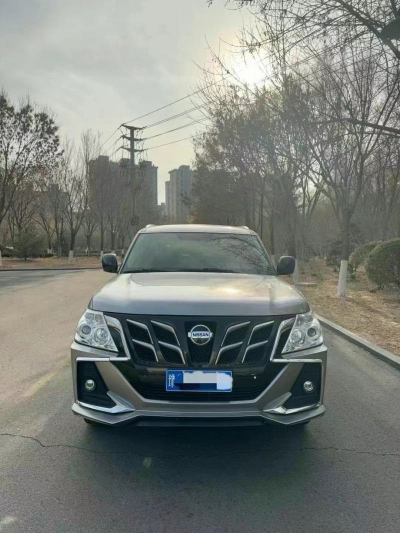 济宁19年日产途乐1