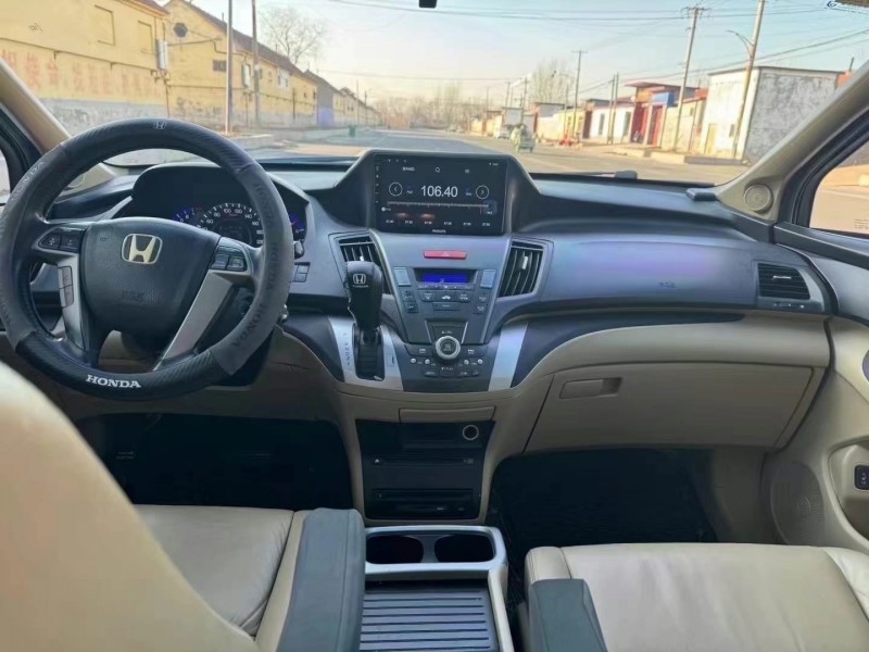 济宁12年本田奥德赛5