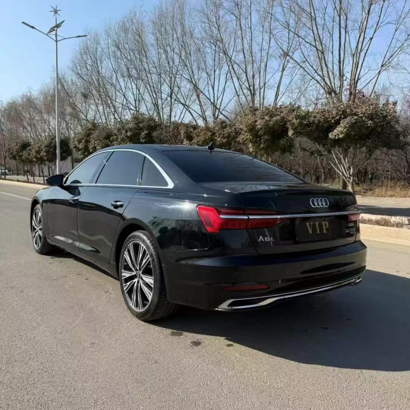 济宁23年奥迪A6L5