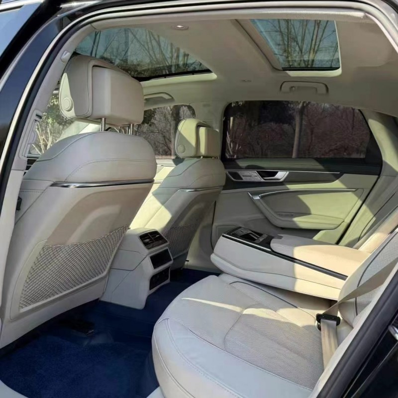 济宁23年奥迪A6L8