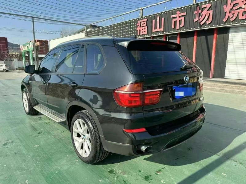 济宁11年宝马X58